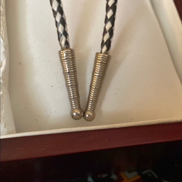 Vintage Silver and Black Bolo Tie - Picture 4 of 6